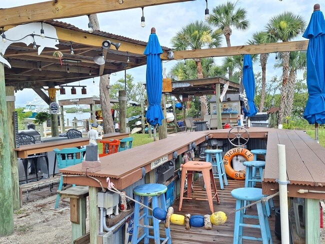 Building Photo - BOUCHELLE ISLAND - RIVER FRONT 2BR 2BA LON...