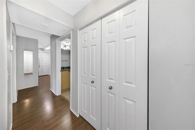 Building Photo - 2400 Feather Sound Dr