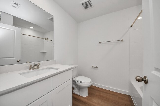 Building Photo - 9106 Serene Hvn Dr