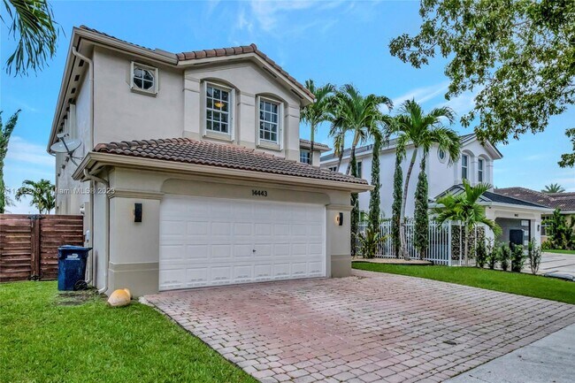 Building Photo - 14443 SW 12th Ln