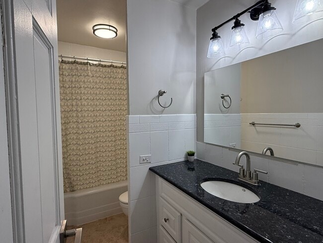 Building Photo - 535 N Michigan Ave