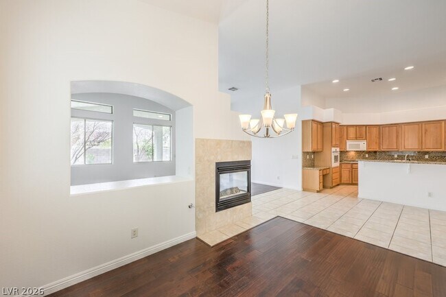 Building Photo - 1393 Romanesca Dr