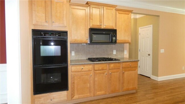 Building Photo - 4243 Crestwood Bend Cir