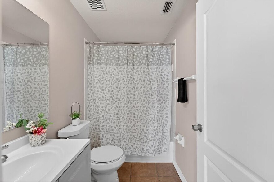 Building Photo - 508 Sonoma Dr