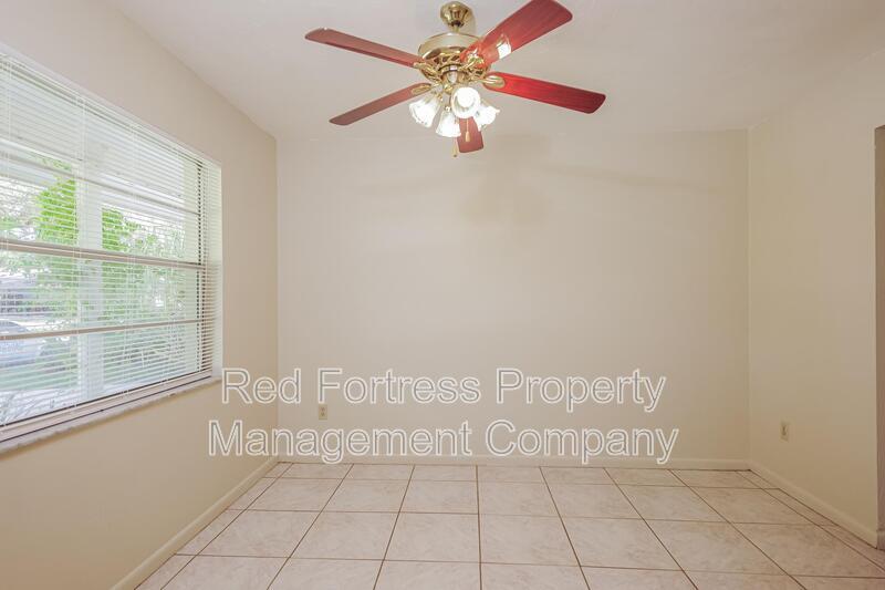 Building Photo - 4706 Mi Casa Ct