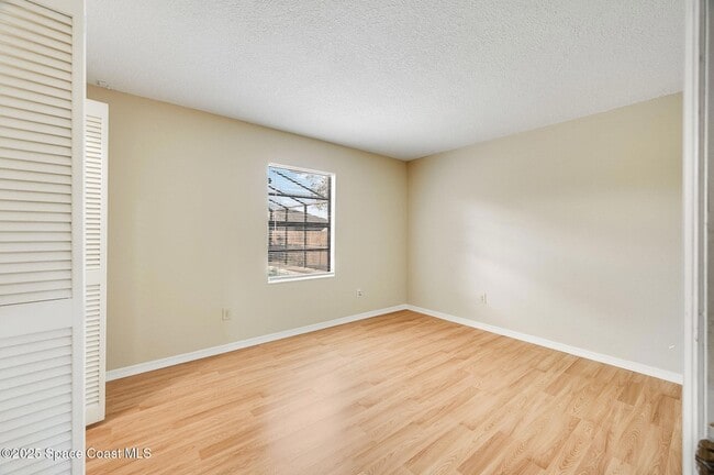 Building Photo - 115 Angelo Rd SE