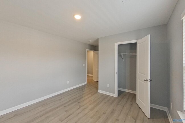 Building Photo - 101 Denise Dr