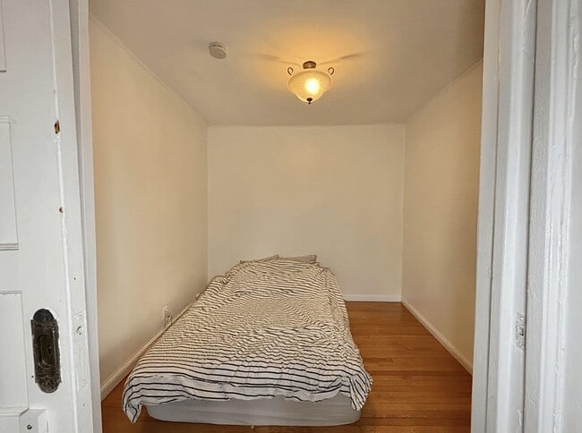 Building Photo - 64 Liberty Pl