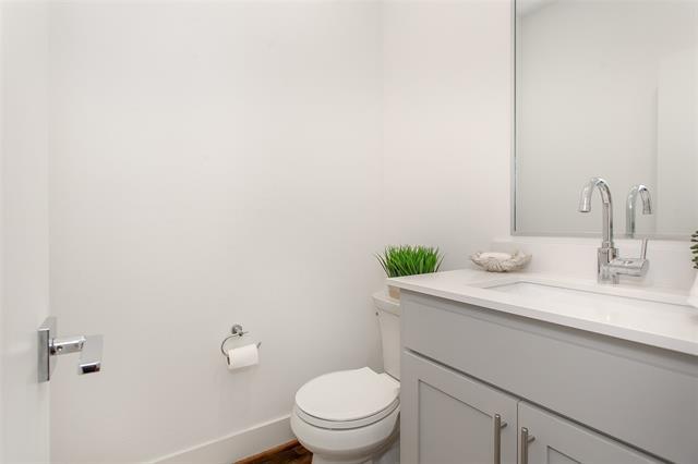 Building Photo - 5602 Lindell Ave