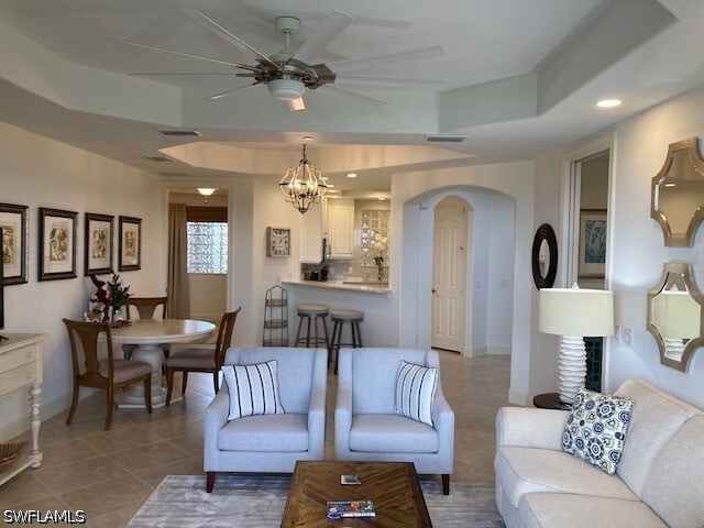 Building Photo - 580 El Camino Real