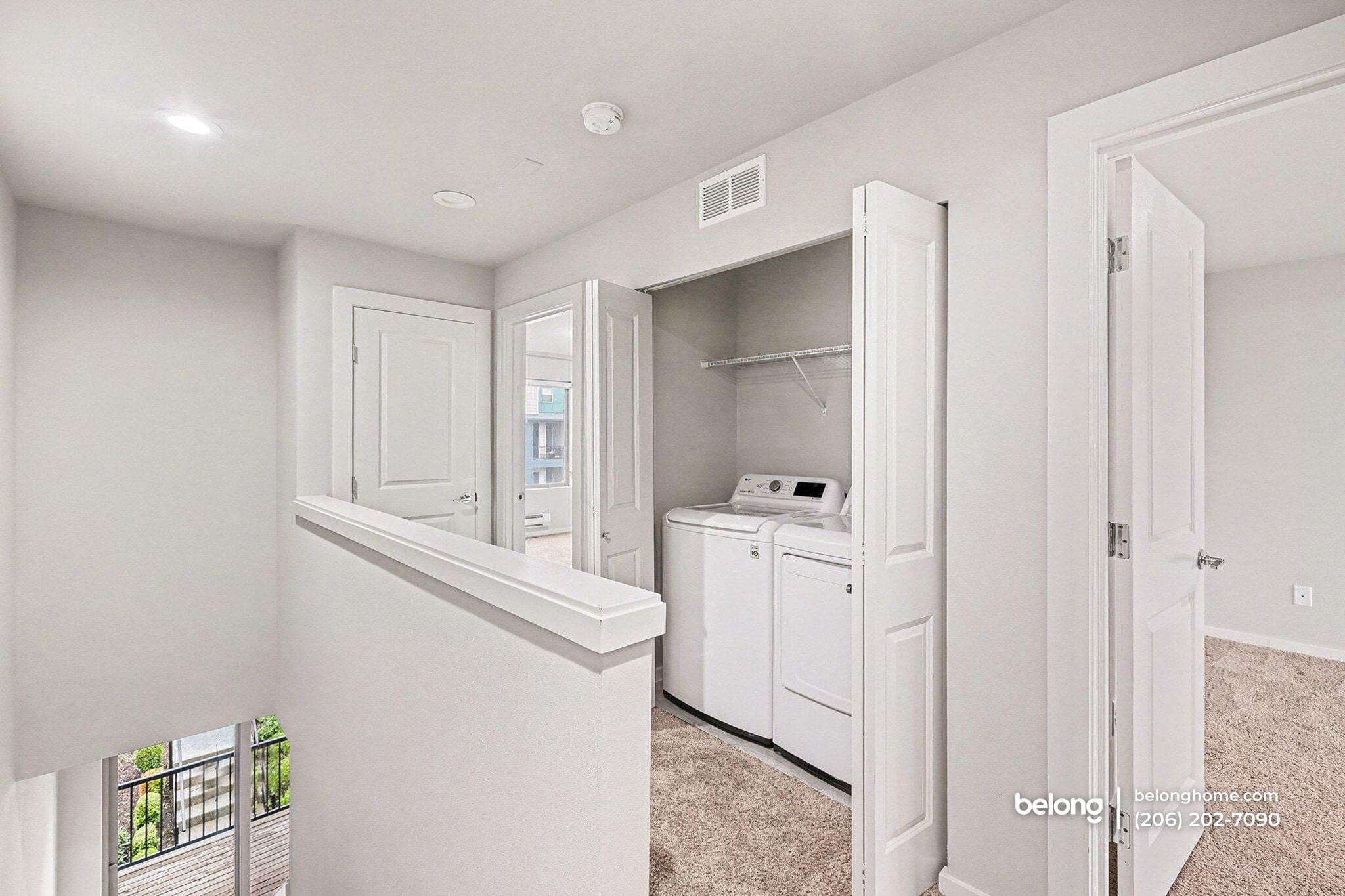 Building Photo - 1049 SW 99th Pl