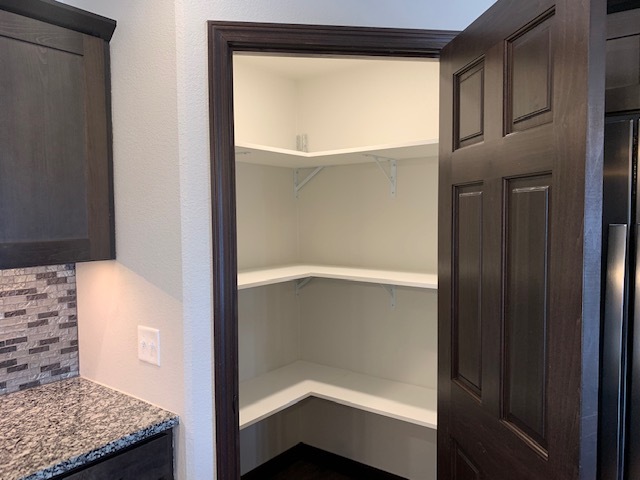 Building Photo - 528 Bull Run Dr