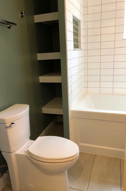 Building Photo - 504 Roosevelt Ave