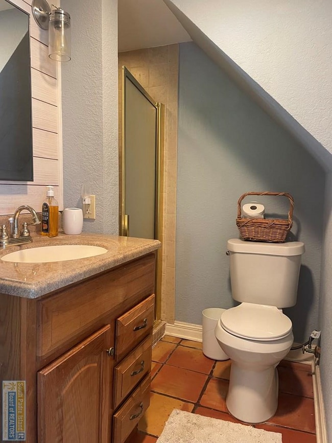 Building Photo - 921 Bass Ave