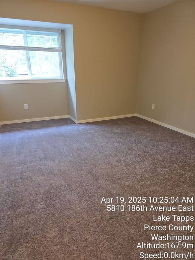 Building Photo - 5810 186th Ave E
