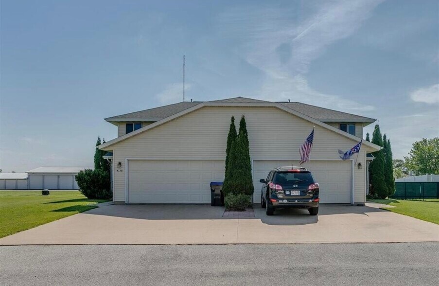 Primary Photo - N176 State Park Rd