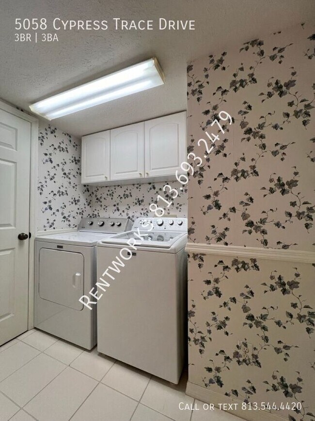 Building Photo - 5058 Cypress Trace Dr