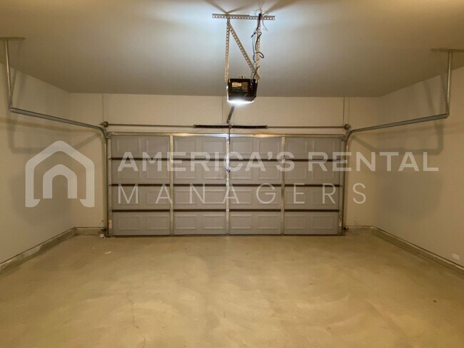 Building Photo - DEPOSIT PENDING!!! - Home for Rent in Odenville, AL! Available to View Now!