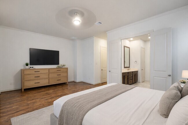 Building Photo - 1103 Summer St