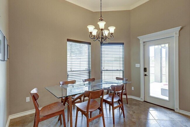 Building Photo - 15134 Barataria Dr