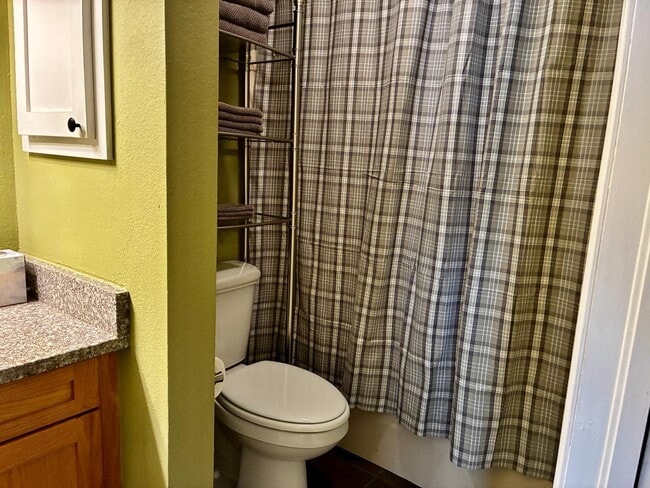 Building Photo - 310 Iron Horse Way