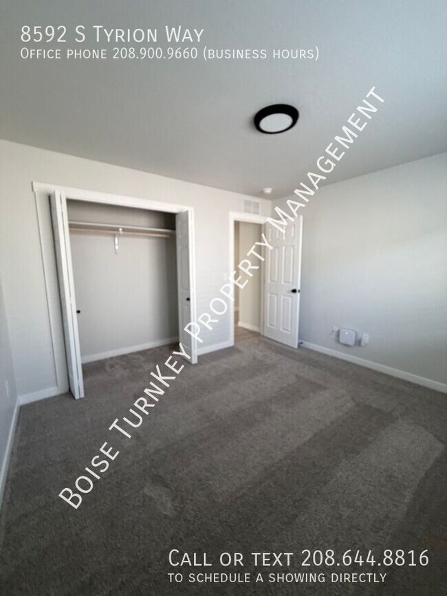 Building Photo - 8592 S Tyrion Wy