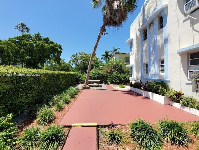 Building Photo - 850 Jefferson Ave