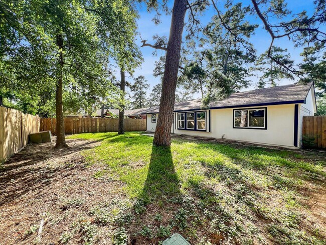 Building Photo - 4926 Adonis Dr