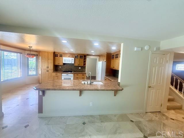 Building Photo - 526 Trailridge Dr