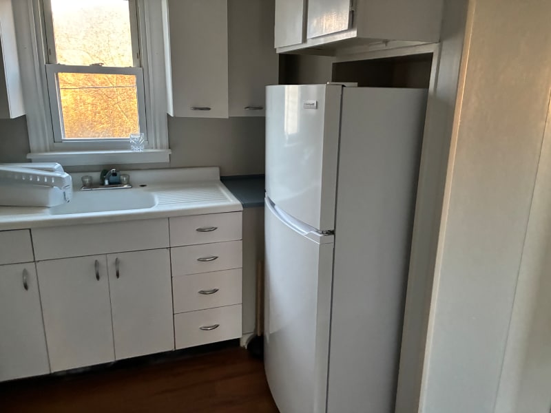 Building Photo - 429 Camp Strauss Rd