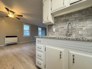 Building Photo - 372 Rubber Ave