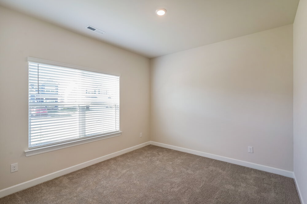 Building Photo - 3451 Quintana Dr