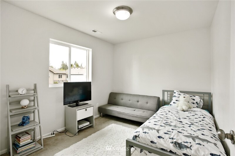 Building Photo - 4703 Strathmore Cir SW