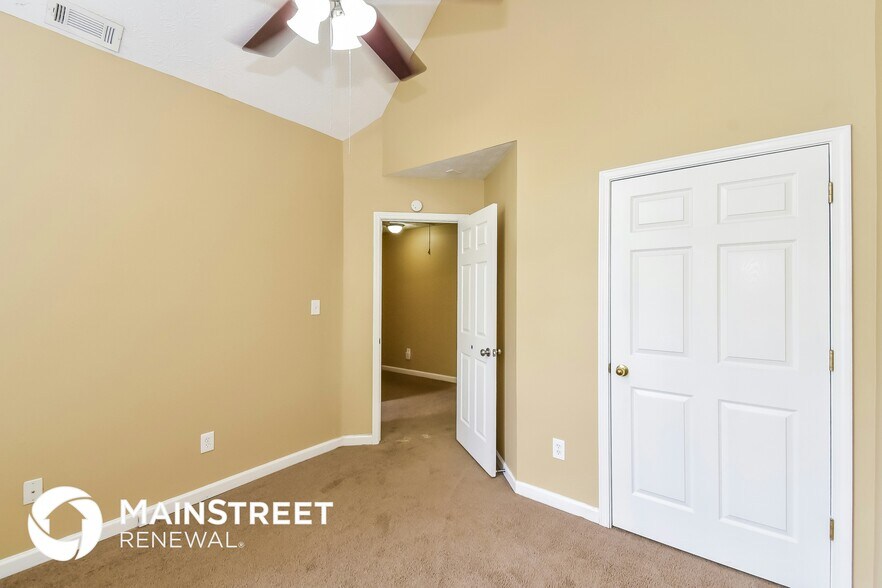 Building Photo - 7031 Kingston Ln