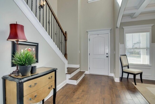 Building Photo - 5464 Everlook Cir