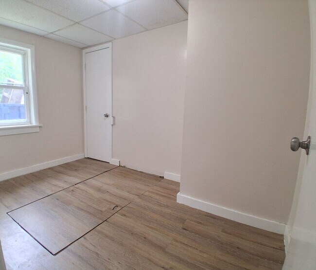 Building Photo - Lovely 3 Bedroom House FOR RENT in Fairfield Twp $1600