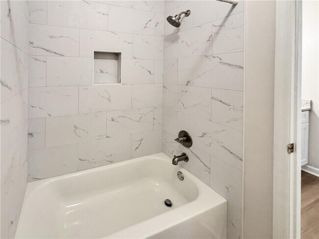 Building Photo - 7040 Sand Wedge Cir