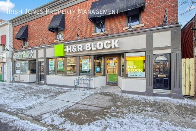 Building Photo - 1819 Pine-Apt 5