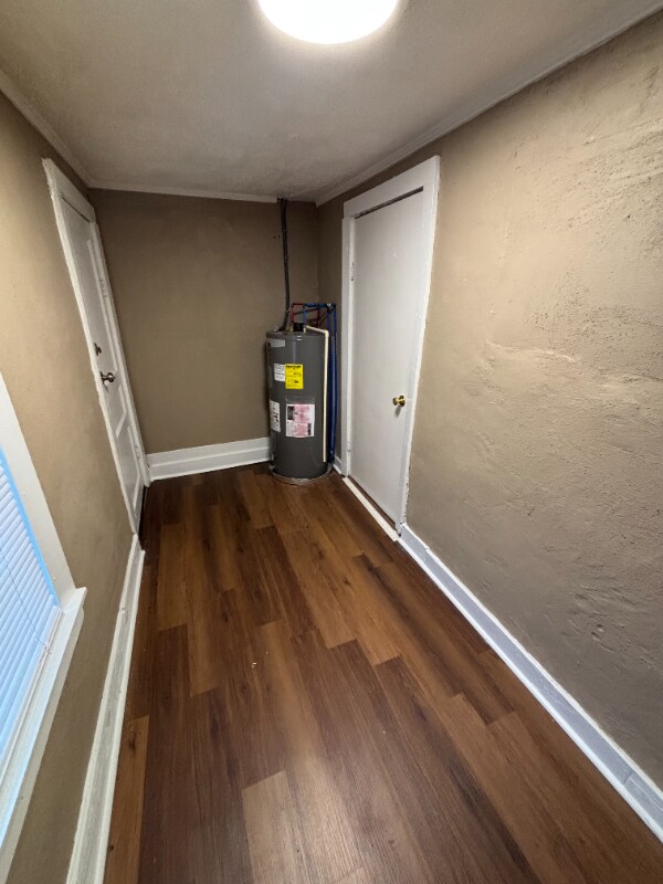 Building Photo - 467 Southport Rd