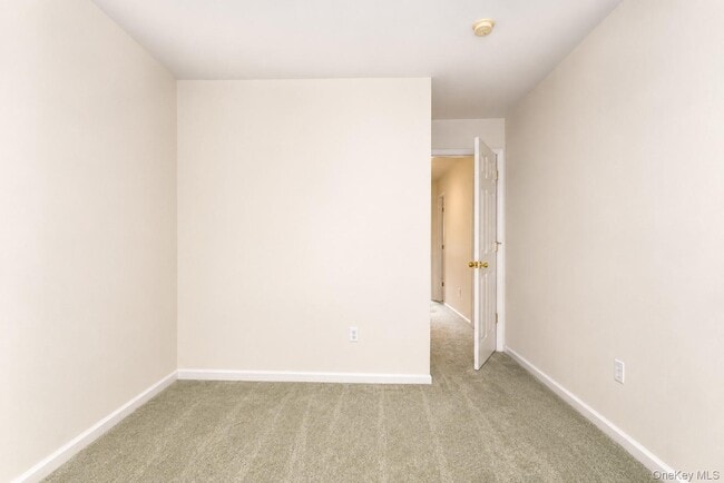 Building Photo - 263 Tamerisk Ln