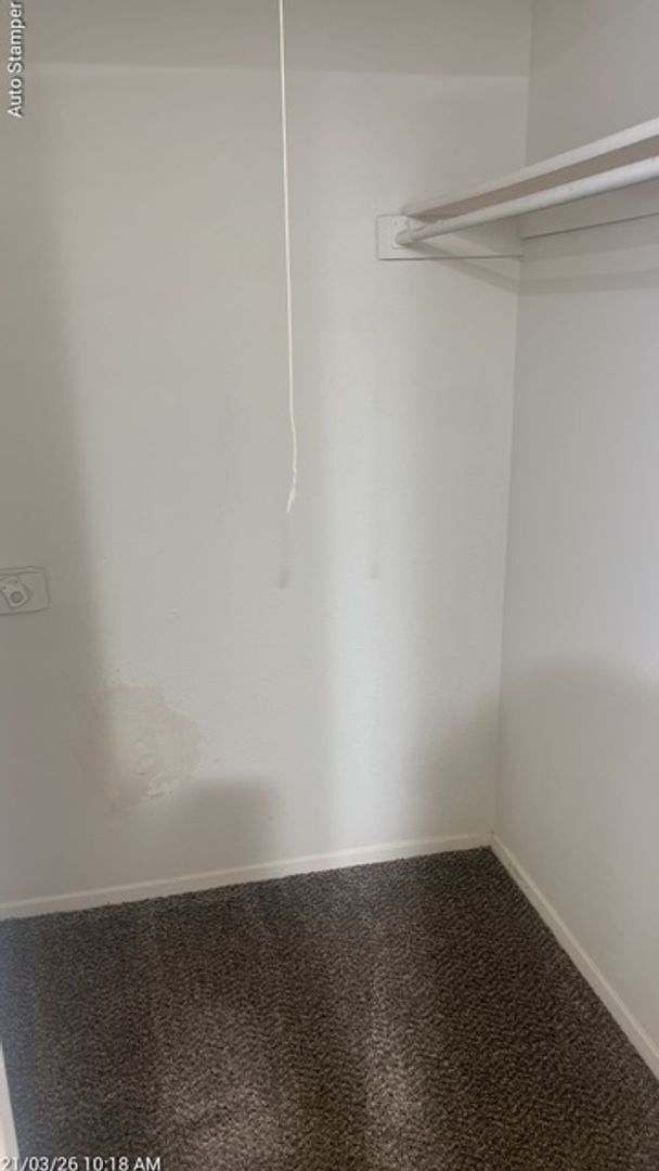 Building Photo - 7221 W Cleburne Rd