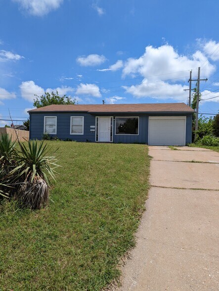 Primary Photo - 2340 NW Lincoln Ave