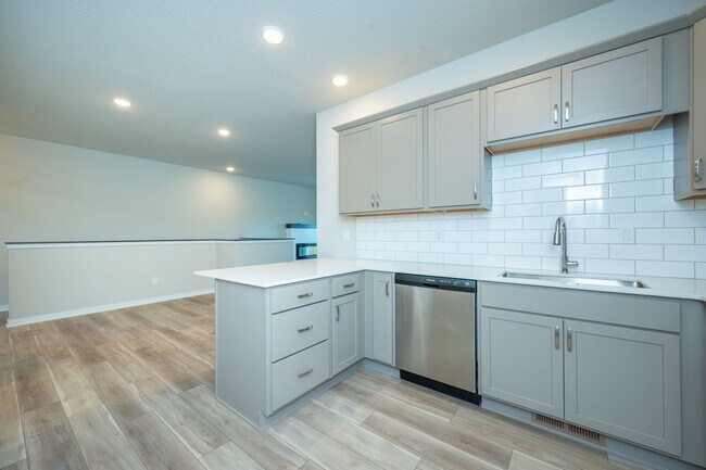 Building Photo - Brand-New 3-Bed Townhome with Attached Garage in Wolf Creek