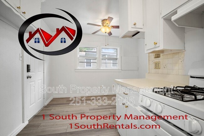 Building Photo - 7055 Langdon Dr