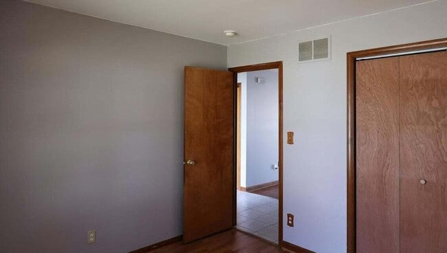 Building Photo - 8732 Madison St