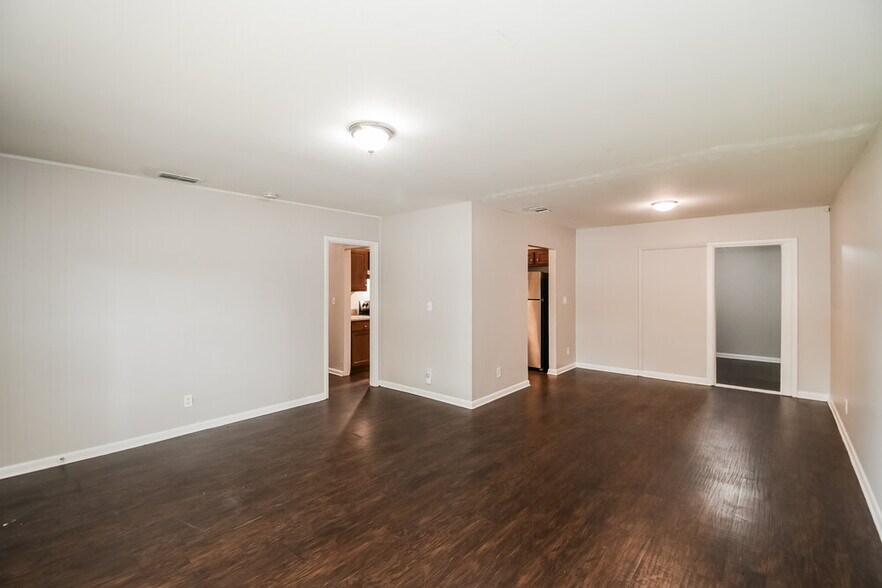 Building Photo - 7059 Melvin Rd