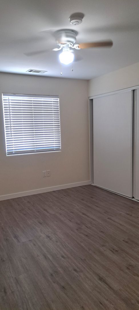 Building Photo - 3 Bedroom/ 2 Bathroom - Welcome Home