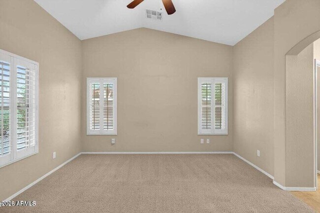 Building Photo - 42059 W Cheyenne Dr