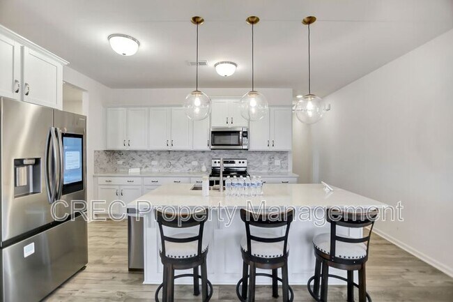 Building Photo - 691 Snow Owl Dr