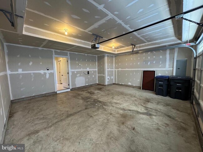 Building Photo - 13693 Neil Armstrong Ave